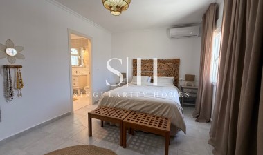 Återförsäljning - Villa - Torrevieja - Costa Blanca