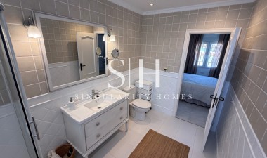 Återförsäljning - Villa - Torrevieja - Costa Blanca