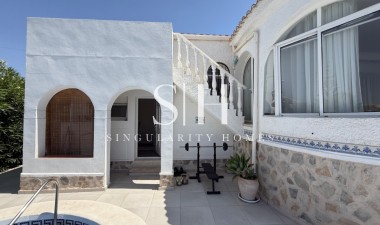 Återförsäljning - Villa - Torrevieja - Costa Blanca