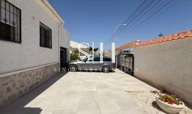 Återförsäljning - Villa - Torrevieja - Costa Blanca