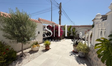 Återförsäljning - Villa - Torrevieja - Costa Blanca