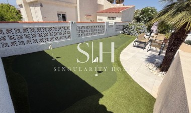Återförsäljning - Villa - Torrevieja - Costa Blanca
