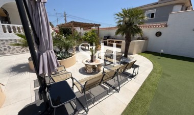 Återförsäljning - Villa - Torrevieja - Costa Blanca