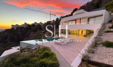 Wiederverkauf - Villa - Altea