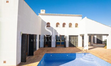 Herverkoop - Villa - El Valle Golf Resort