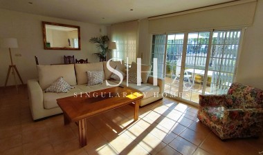 Resale - Villa - La Marina