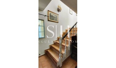 Resale - Villa - La Marina
