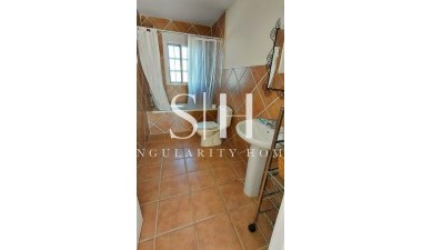 Resale - Villa - La Marina