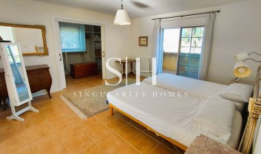 Resale - Villa - La Marina