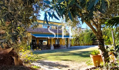 Resale - Villa - La Marina