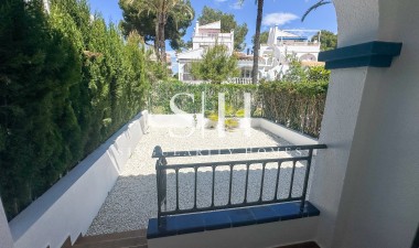 Odsprzedaż - Dom - Orihuela Costa - Los Dolses