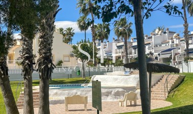 Odsprzedaż - Dom - Orihuela Costa - Los Dolses