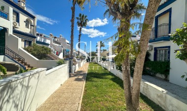 Odsprzedaż - Dom - Orihuela Costa - Los Dolses