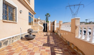 Odsprzedaż - Villa - Benijofar - Costa Blanca