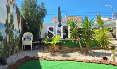 Återförsäljning - Villa - Orihuela Costa - Costa Blanca