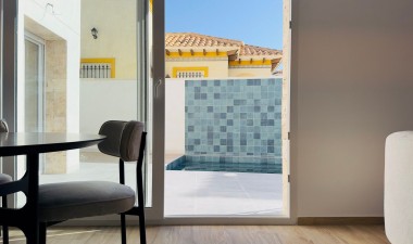 Resale - Villa - Orihuela Costa - Playa Flamenca Norte