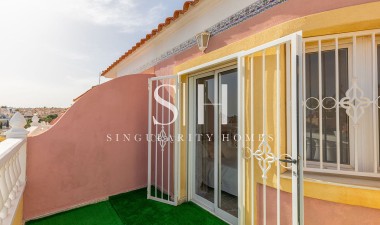 Herverkoop - Villa - Orihuela Costa - Villamartín