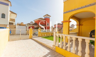 Herverkoop - Villa - Orihuela Costa - Villamartín