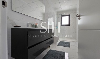 Reventa - Villa - Los Montesinos - Costa Blanca