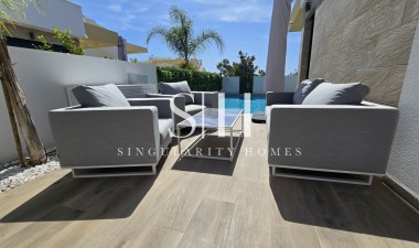 Reventa - Villa - Los Montesinos - Costa Blanca