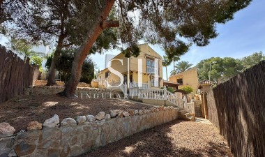 Wiederverkauf - Villa - Torrevieja - Los Balcones - Los Altos del Edén