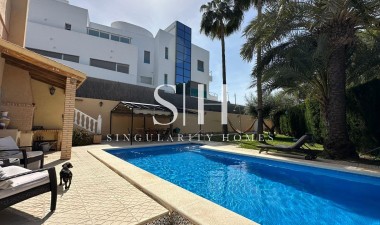 Wiederverkauf - Villa - Torrevieja - Los Balcones - Los Altos del Edén