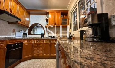 Wiederverkauf - Villa - Torrevieja - Los Balcones - Los Altos del Edén