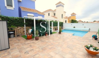 Återförsäljning - Villa - San Miguel de Salinas - Inland