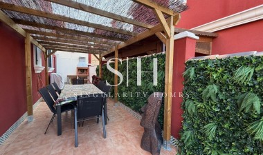 Återförsäljning - Villa - Orihuela Costa - Villamartín