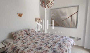 Återförsäljning - Villa - Orihuela Costa - Costa Blanca