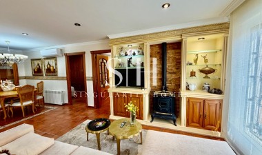 Återförsäljning - Villa - Orihuela Costa - La Zenia