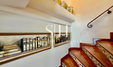 Återförsäljning - Villa - Orihuela Costa - La Zenia