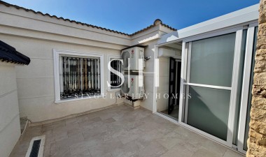 Återförsäljning - Villa - Orihuela Costa - La Zenia