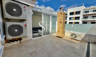 Återförsäljning - Villa - Orihuela Costa - La Zenia