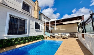Återförsäljning - Villa - Orihuela Costa - La Zenia