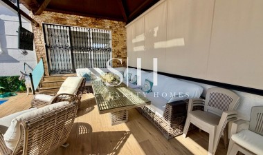 Återförsäljning - Villa - Orihuela Costa - La Zenia