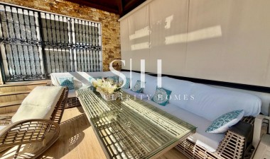 Återförsäljning - Villa - Orihuela Costa - La Zenia