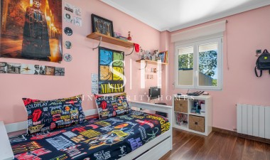 Återförsäljning - Villa - Ciudad De Las Comunicaciones - Costa Blanca