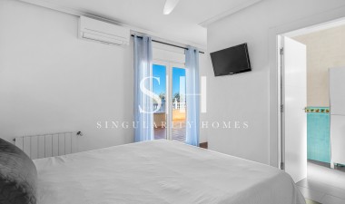 Återförsäljning - Villa - Ciudad De Las Comunicaciones - Costa Blanca
