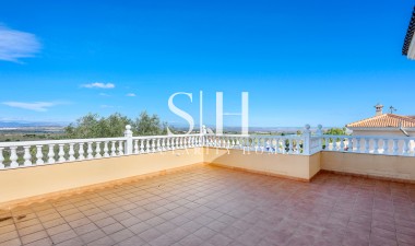 Återförsäljning - Villa - Ciudad De Las Comunicaciones - Costa Blanca