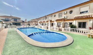 Odsprzedaż - Dom - Orihuela Costa - Playa Flamenca