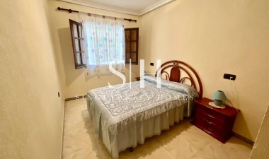 Återförsäljning - Bungalow - Torrevieja - Torreblanca