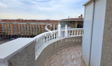 Resale - Apartment / flat - Torrevieja - Estacion De Autobuses