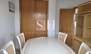 Resale - Apartment / flat - Torrevieja - Estacion De Autobuses