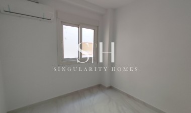 Återförsäljning - Lägenhet / lägenhet - Torrevieja