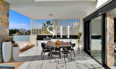 Återförsäljning - Villa - Orihuela - Las Colinas Golf
