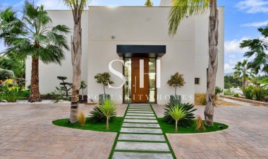 Återförsäljning - Villa - Orihuela - Las Colinas Golf