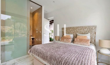 Återförsäljning - Villa - Orihuela - Las Colinas Golf