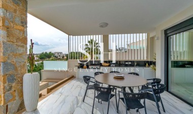 Återförsäljning - Villa - Orihuela - Las Colinas Golf