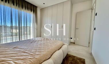 Resale - Villa - Orihuela - Las Colinas Golf